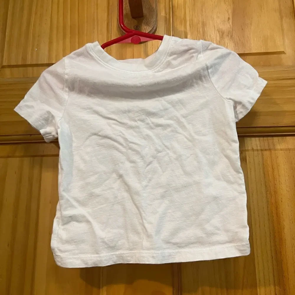 Baby girls 18-24 Old Navy t shirt Keep it Wild